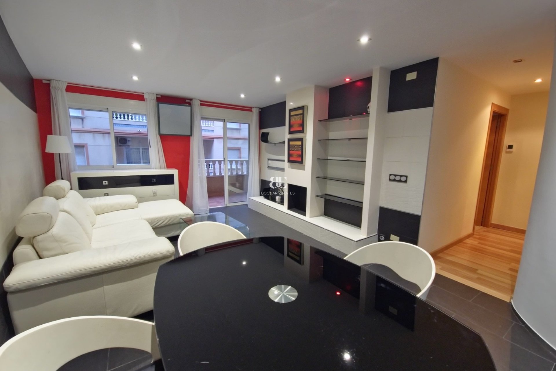 Herverkoop - apartment -
Torrevieja - Playa del Cura