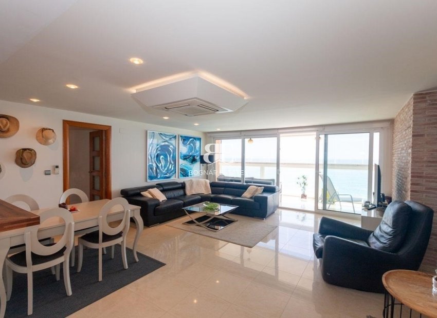 Herverkoop - apartment -
Torrevieja - Playa del Cura