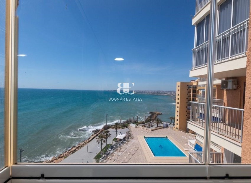Herverkoop - apartment -
Torrevieja - Playa del Cura