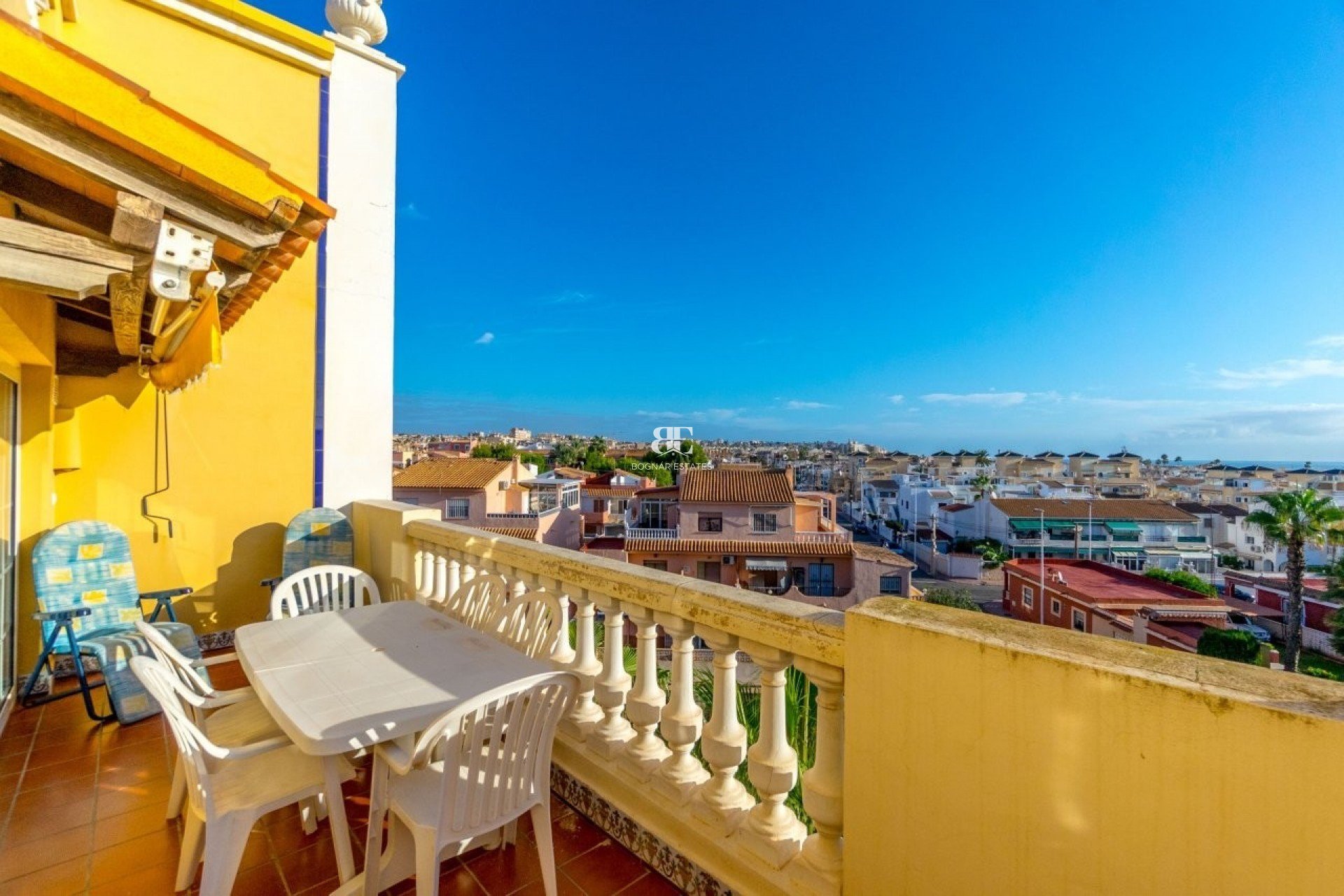 Herverkoop - apartment -
Torrevieja - Playa Los Locos