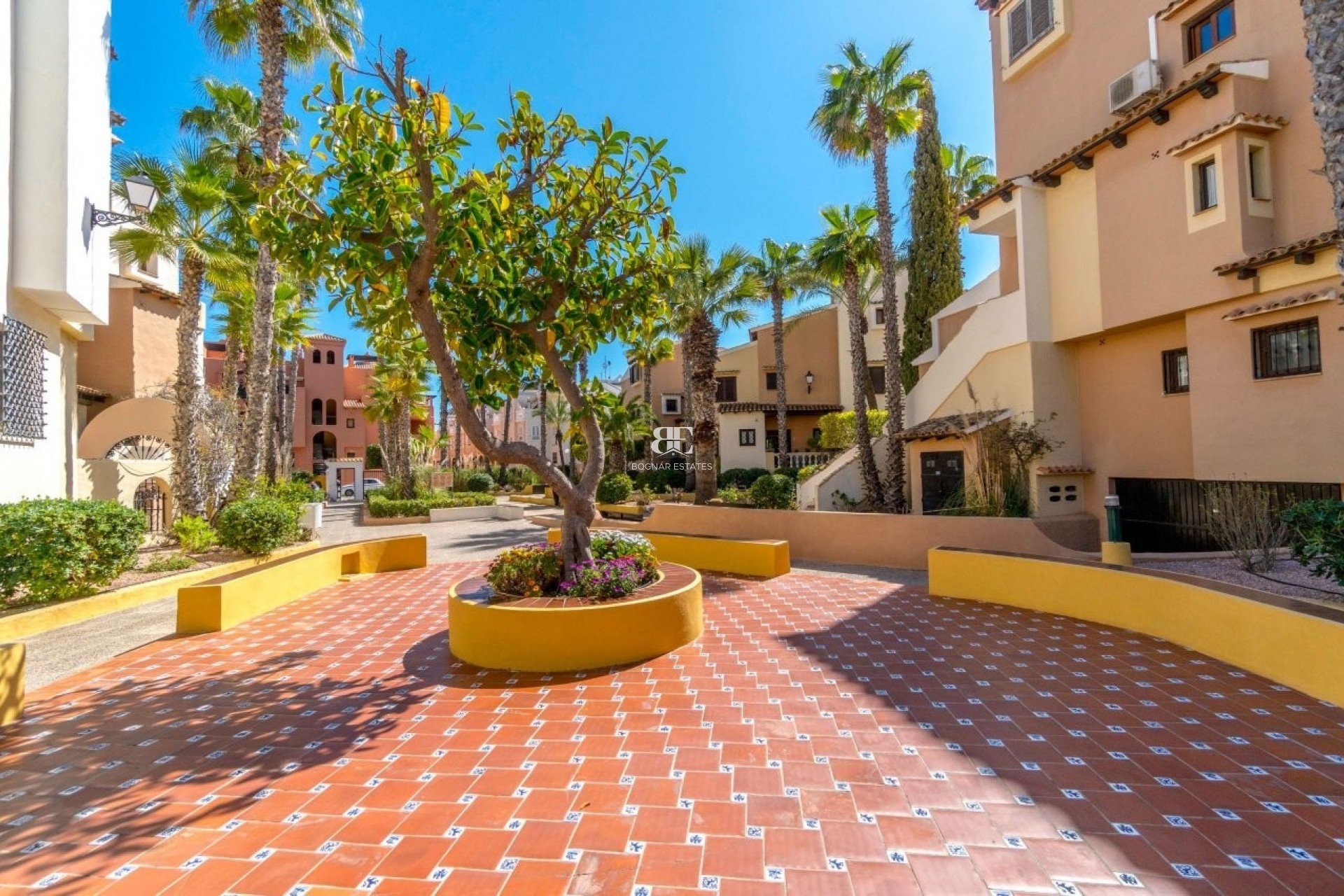Herverkoop - apartment -
Torrevieja - Playa Los Locos