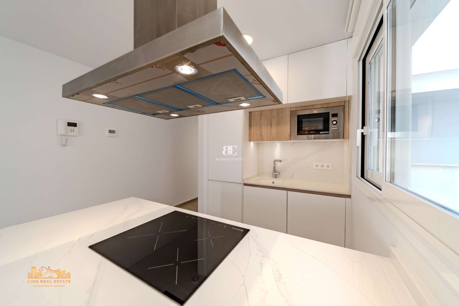 Herverkoop - apartment -
Torrevieja - Playa Los Locos