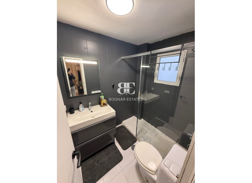 Herverkoop - apartment -
Torrevieja - Playa Los Naufragos