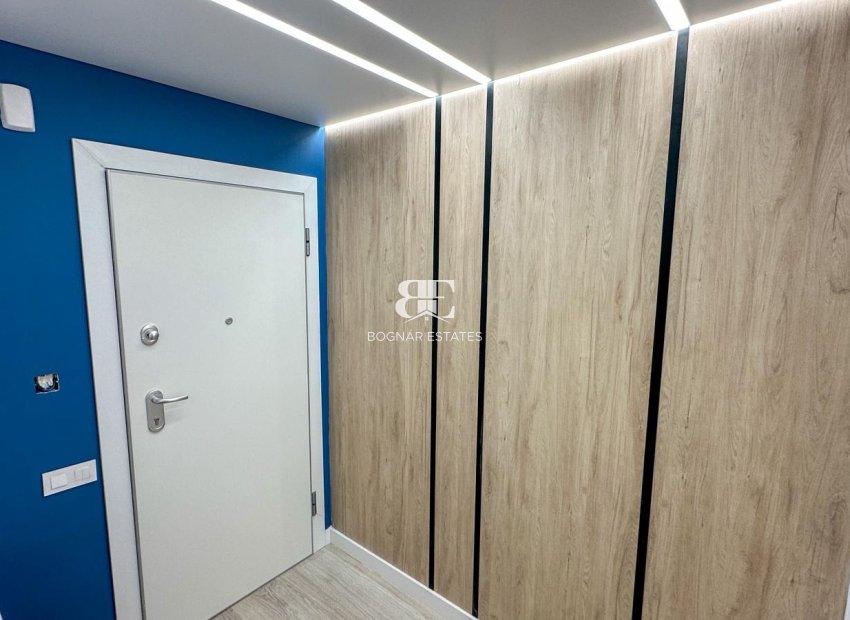 Herverkoop - apartment -
Torrevieja - Playa Los Naufragos