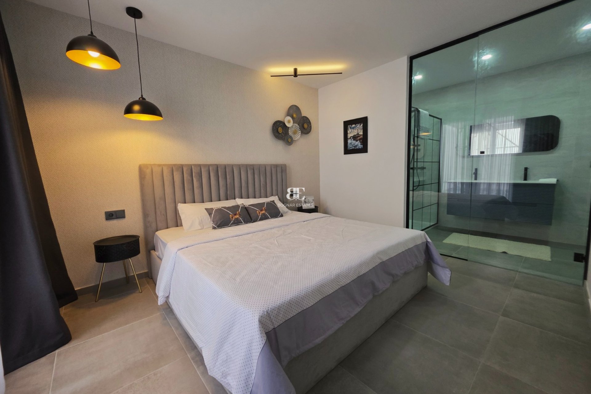 Herverkoop - apartment -
Torrevieja - Puerto