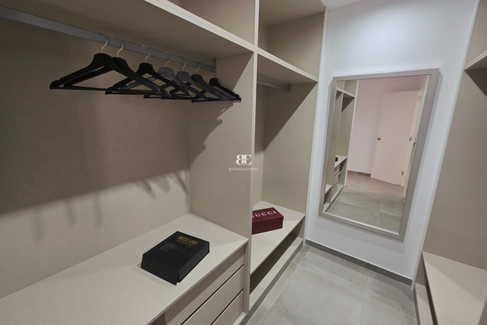 Herverkoop - apartment -
Torrevieja - Puerto
