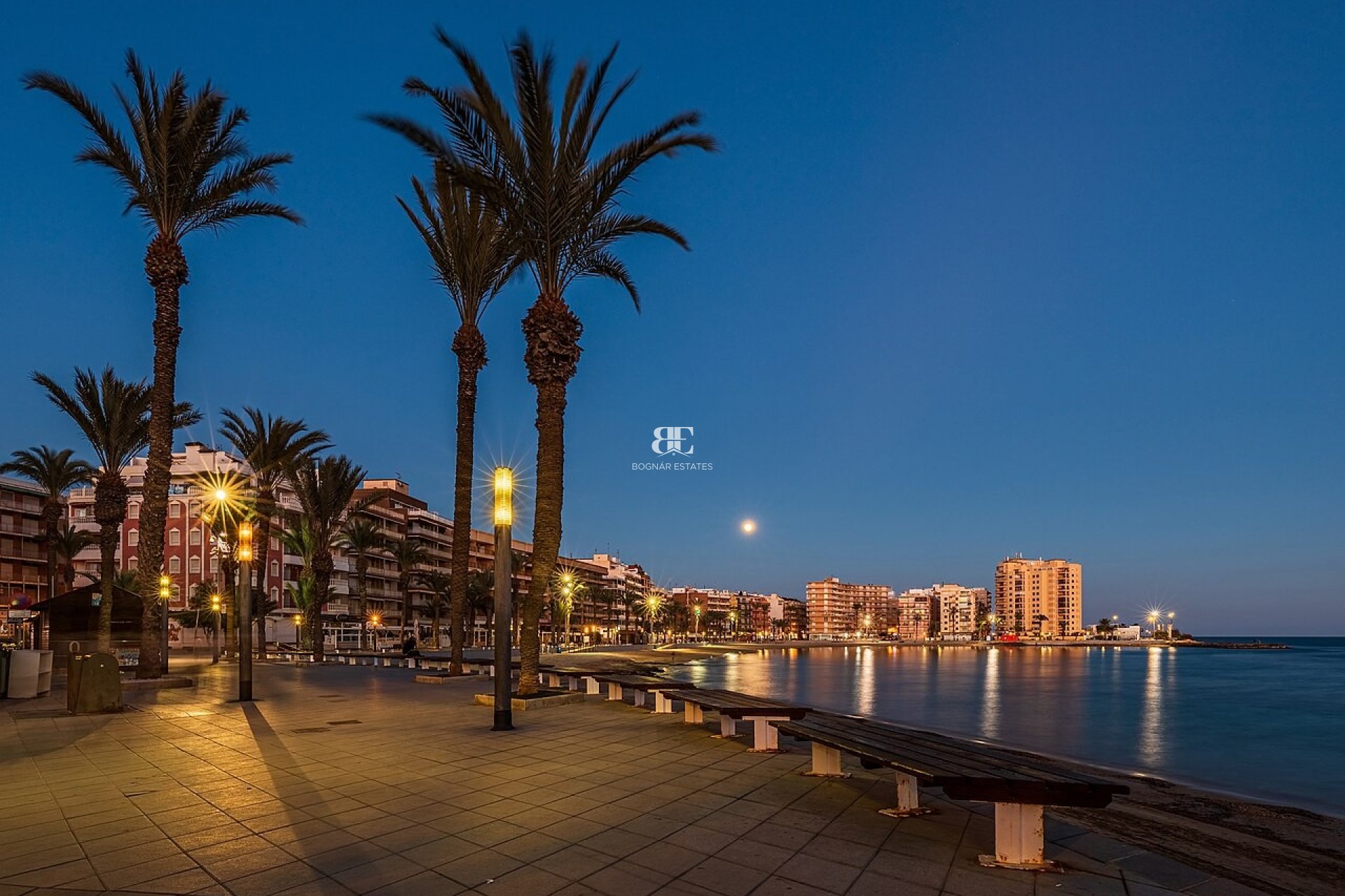 Herverkoop - apartment -
Torrevieja - Puerto