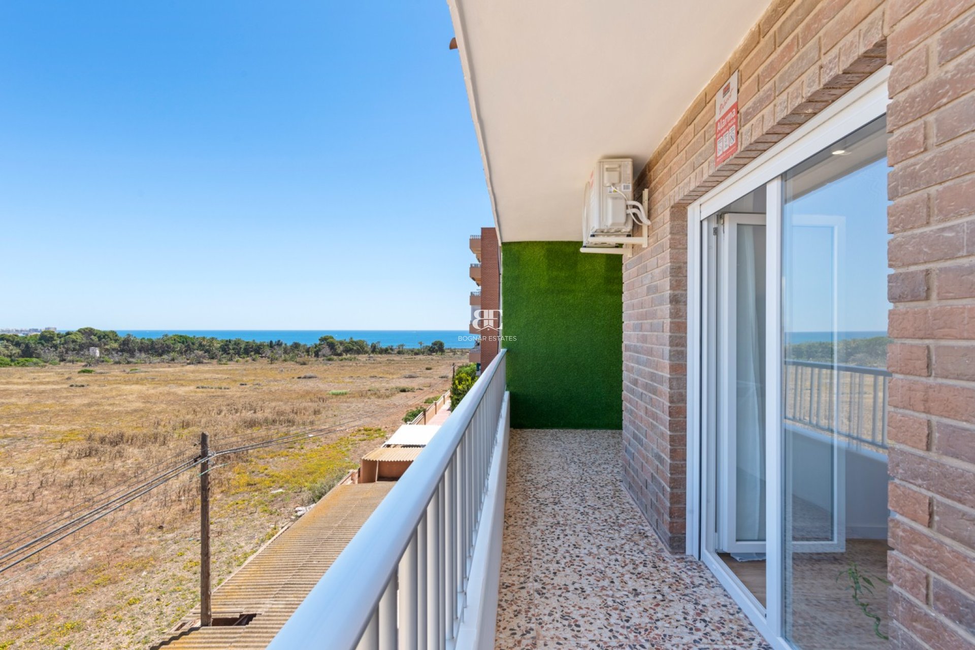 Herverkoop - apartment -
Torrevieja - Punta Prima