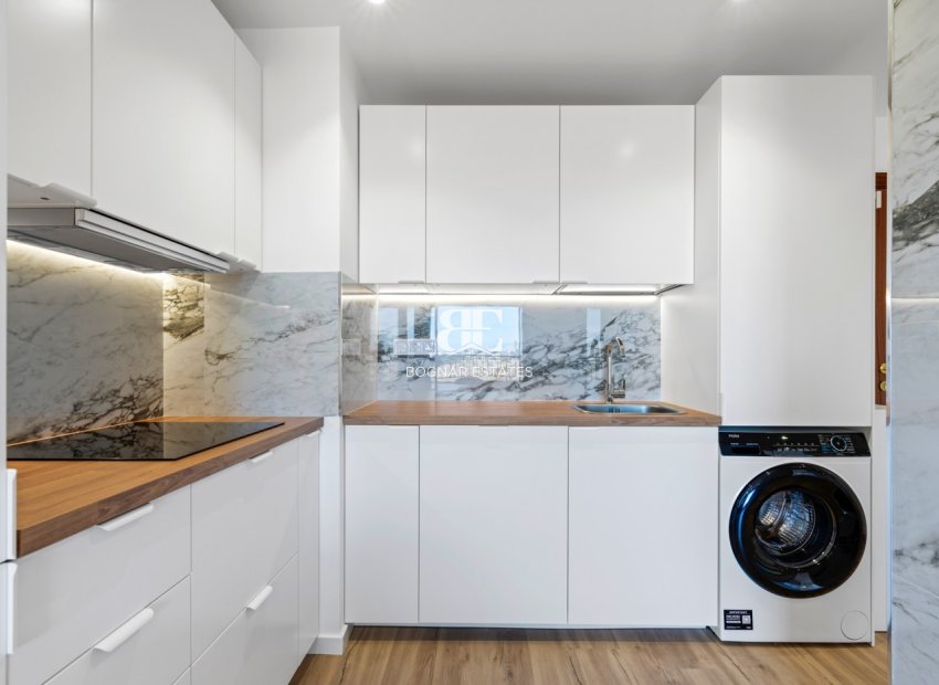 Herverkoop - apartment -
Torrevieja - Punta Prima