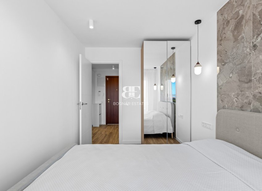 Herverkoop - apartment -
Torrevieja - Punta Prima