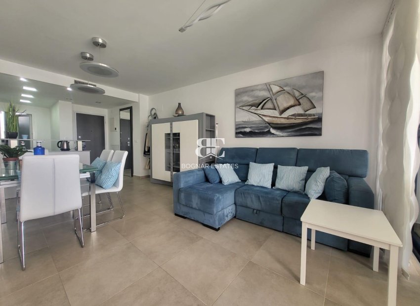 Herverkoop - apartment -
Torrevieja - Punta Prima
