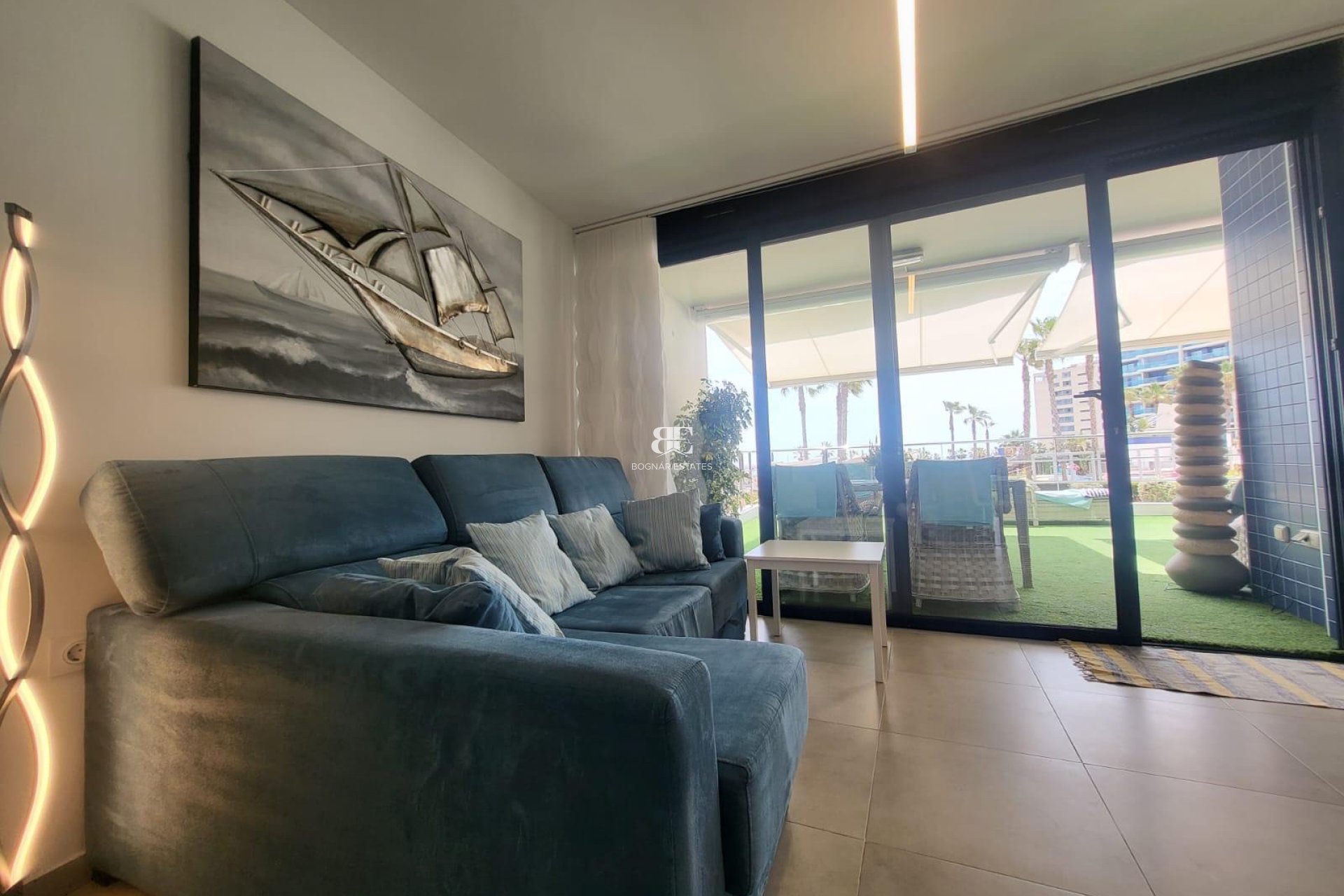 Herverkoop - apartment -
Torrevieja - Punta Prima