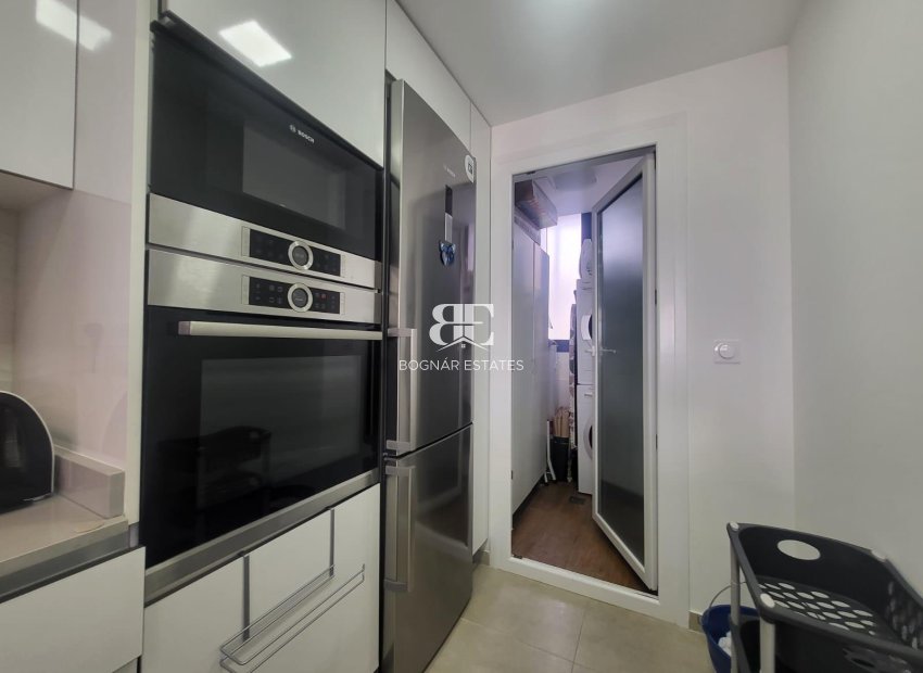 Herverkoop - apartment -
Torrevieja - Punta Prima