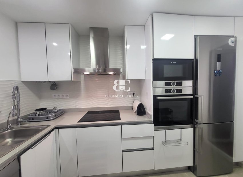 Herverkoop - apartment -
Torrevieja - Punta Prima
