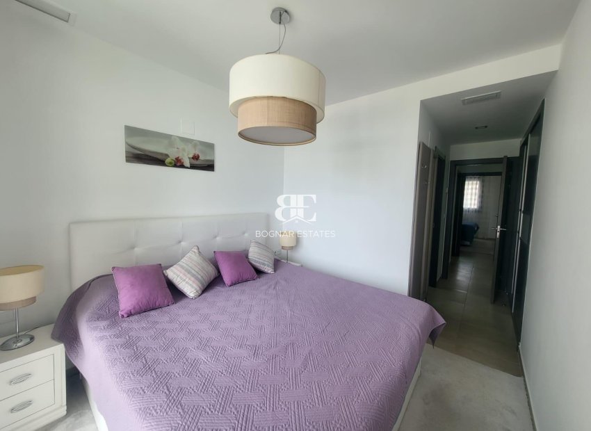 Herverkoop - apartment -
Torrevieja - Punta Prima