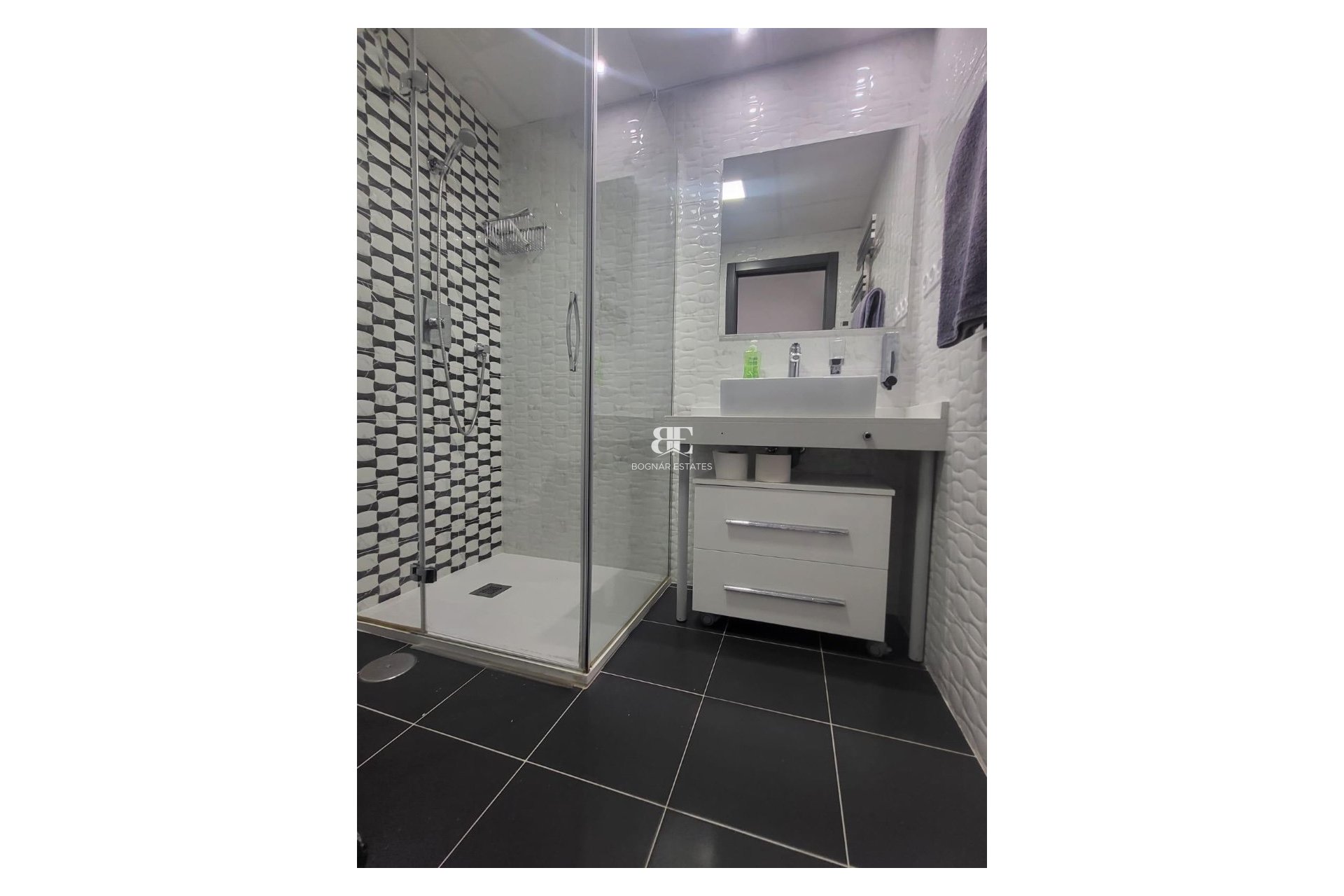 Herverkoop - apartment -
Torrevieja - Punta Prima
