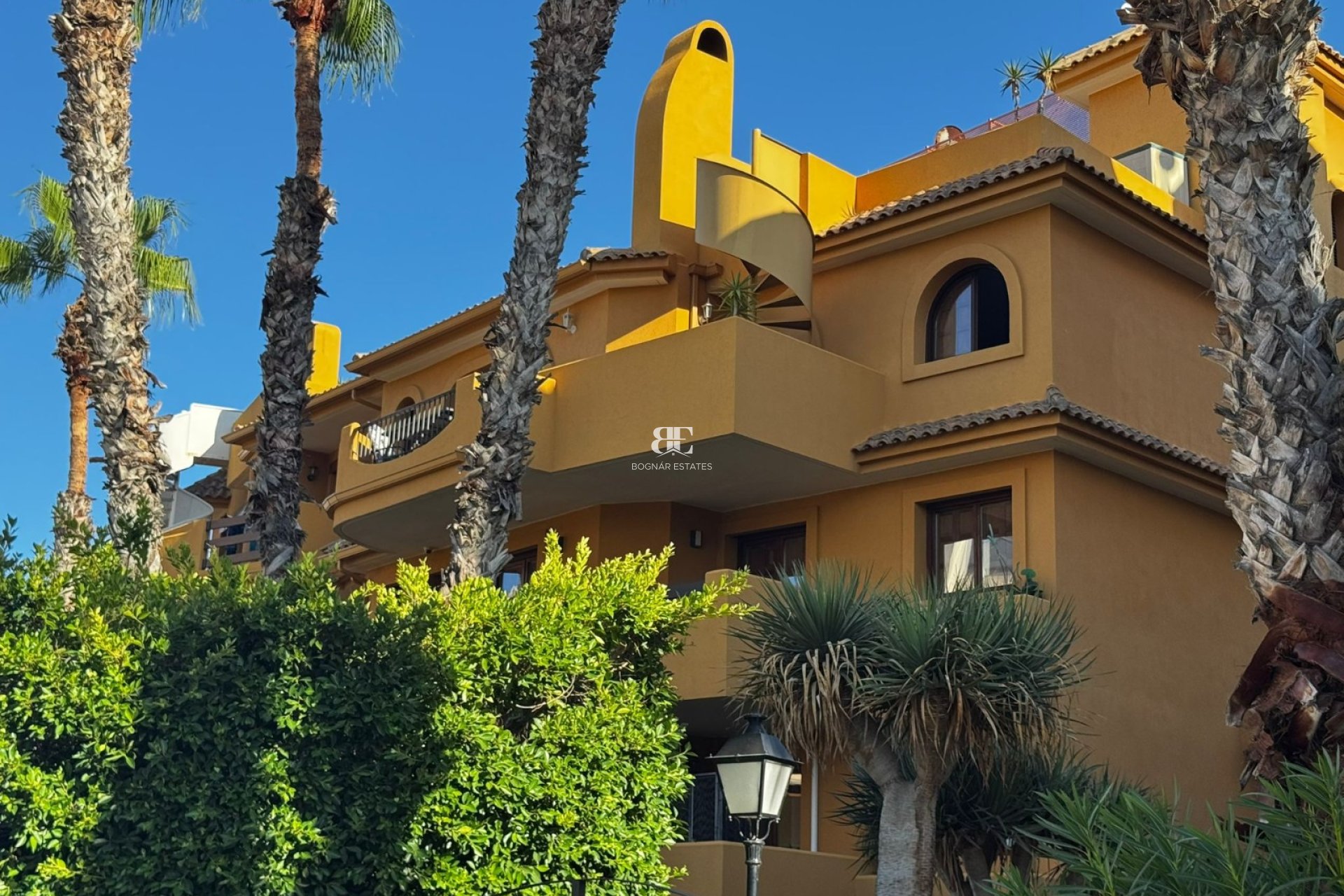 Herverkoop - apartment -
Torrevieja - Punta Prima