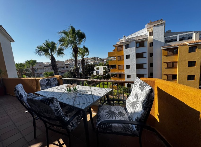 Herverkoop - apartment -
Torrevieja - Punta Prima