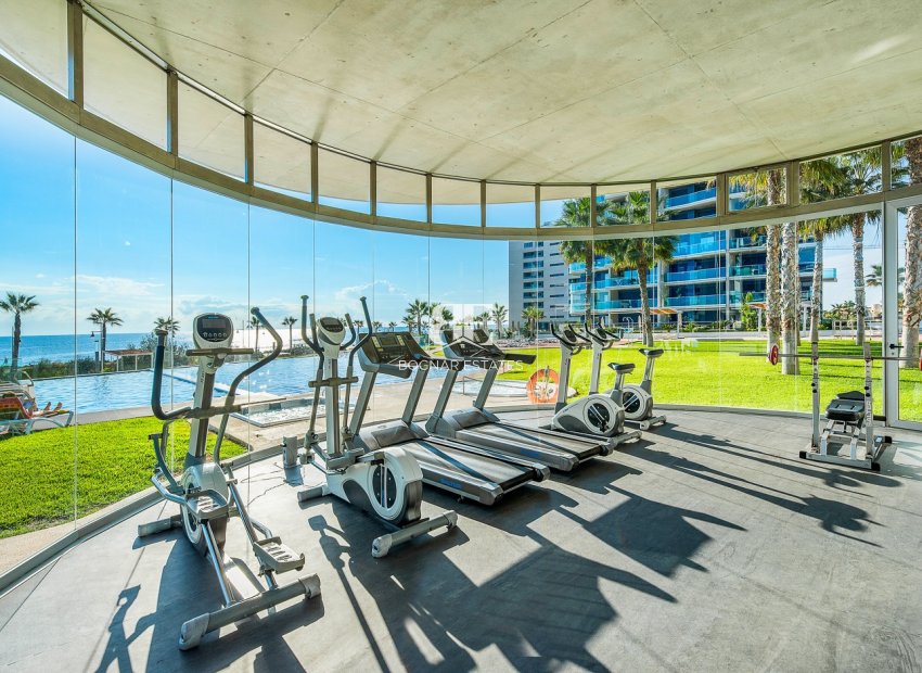 Herverkoop - apartment -
Torrevieja - Punta Prima