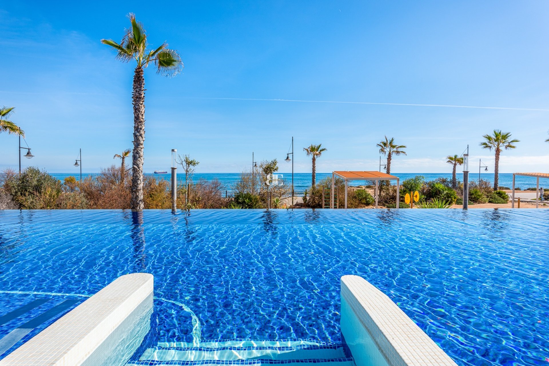 Herverkoop - apartment -
Torrevieja - Punta Prima