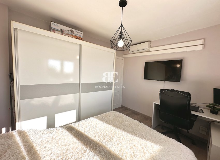 Herverkoop - apartment -
Torrevieja - San Luis