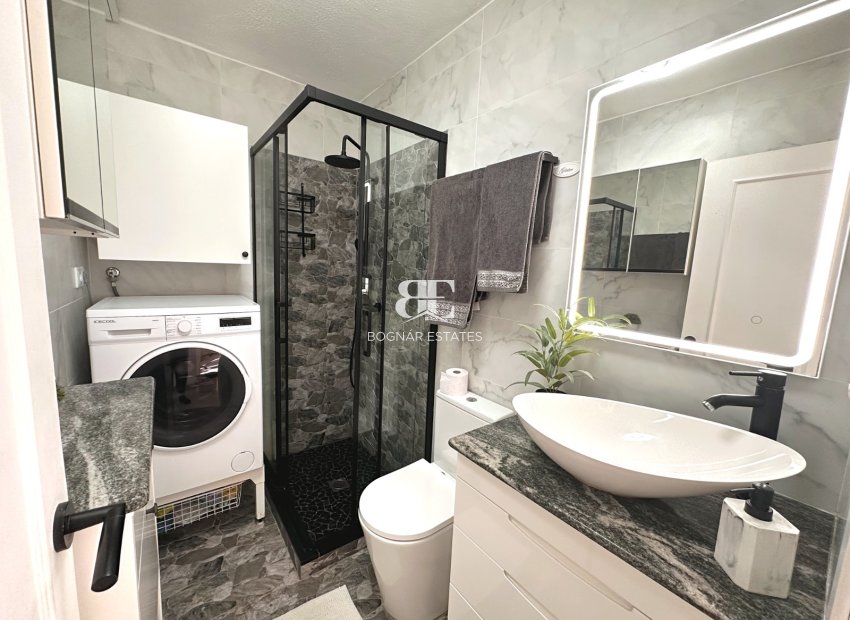 Herverkoop - apartment -
Torrevieja - San Luis