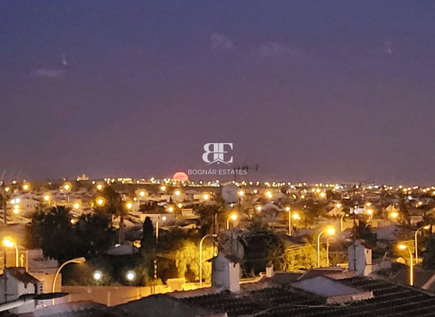 Herverkoop - apartment -
Torrevieja - San Luis