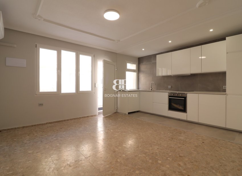 Herverkoop - apartment -
Torrevieja - Torre la mata