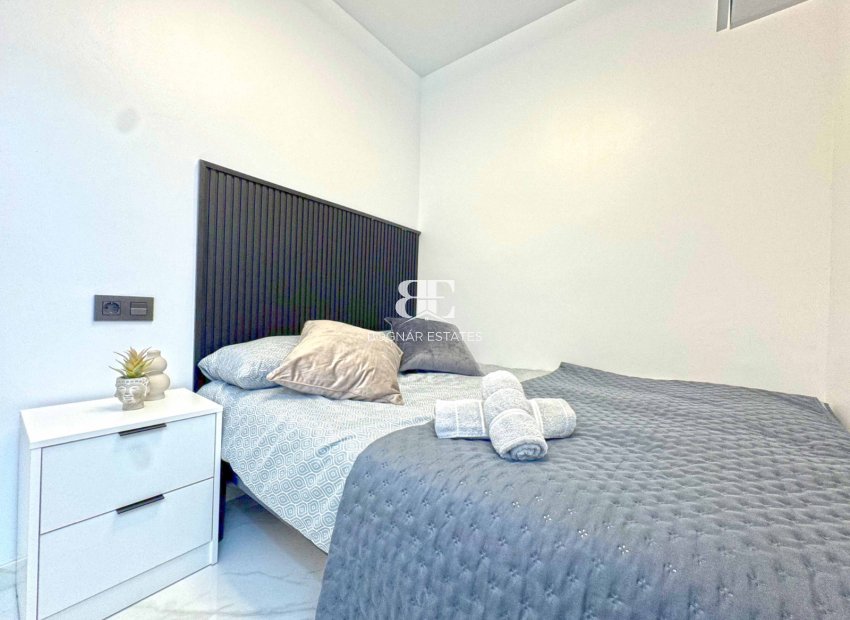 Herverkoop - apartment -
Torrevieja - Torrelamata - La Mata