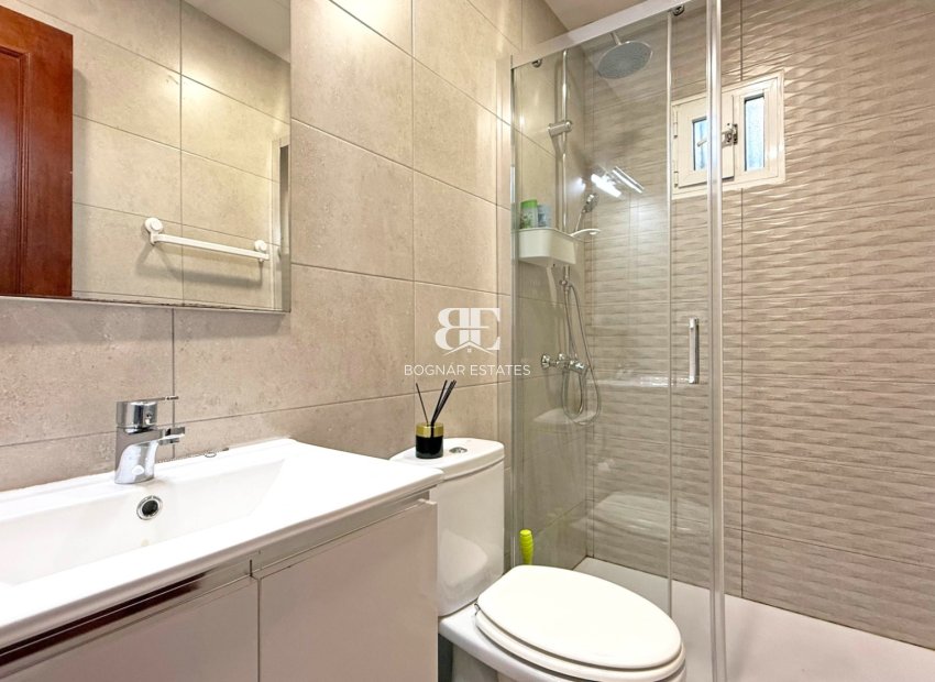 Herverkoop - apartment -
Torrevieja - Torrelamata - La Mata