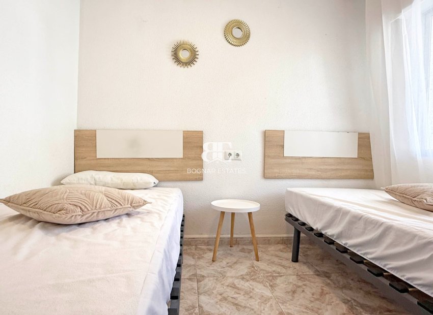 Herverkoop - apartment -
Torrevieja - Torrelamata - La Mata