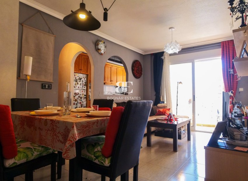 Herverkoop - apartment -
Torrevieja - Torrevieja Centro