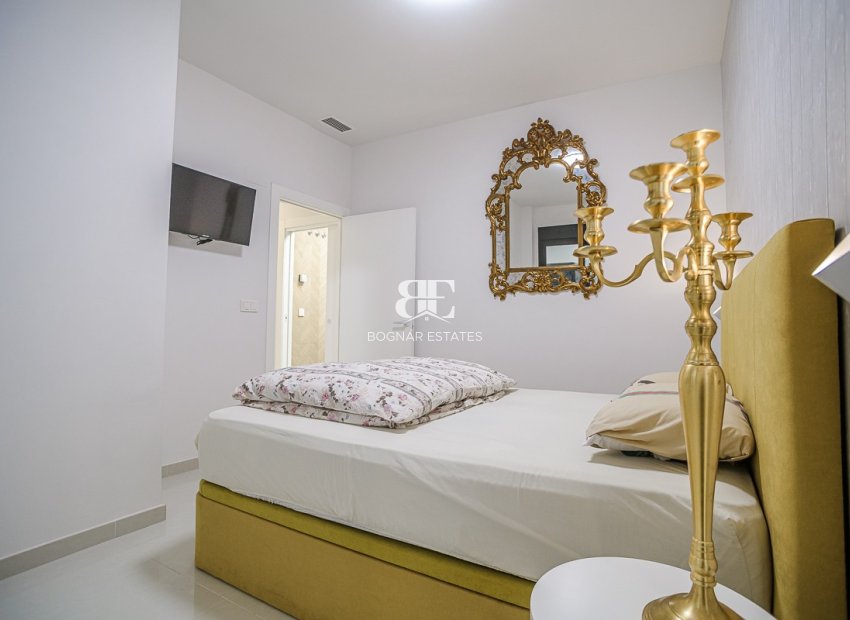 Herverkoop - apartment -
Torrevieja
