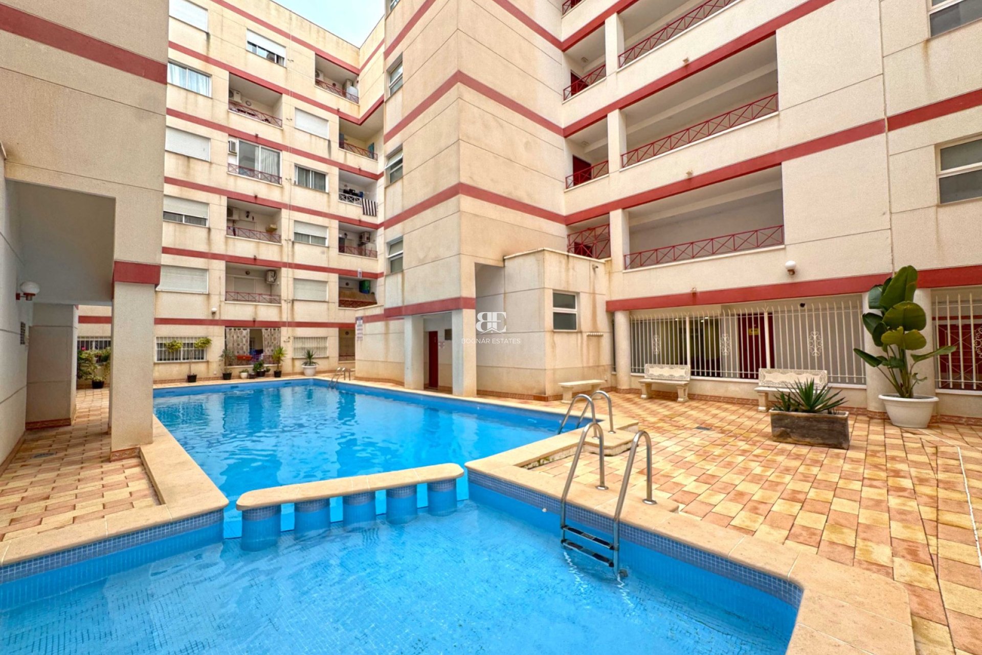 Herverkoop - apartment -
Torrevieja