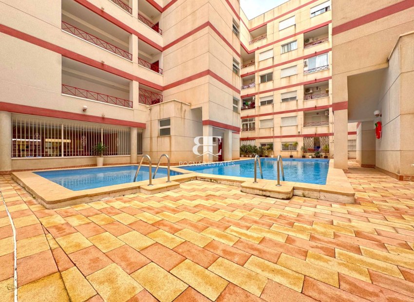 Herverkoop - apartment -
Torrevieja