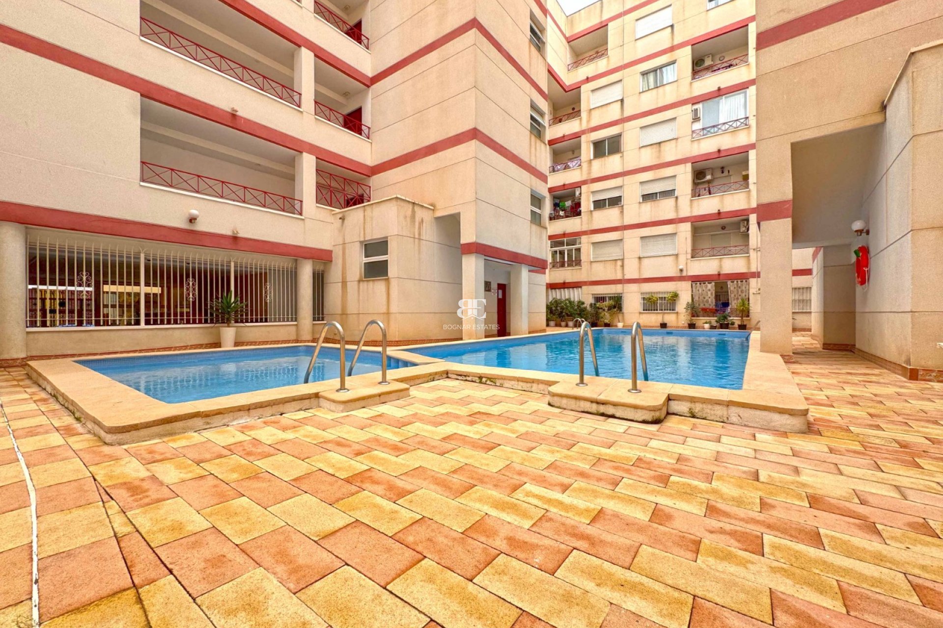 Herverkoop - apartment -
Torrevieja