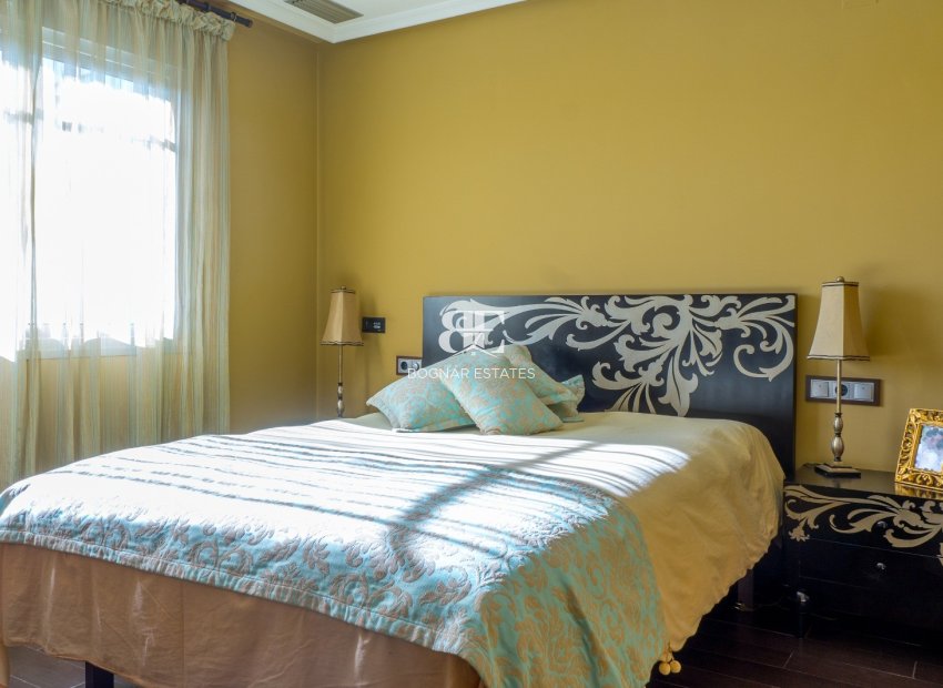 Herverkoop - apartment -
Torrevieja