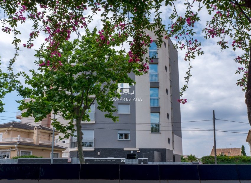 Herverkoop - apartment -
Torrevieja