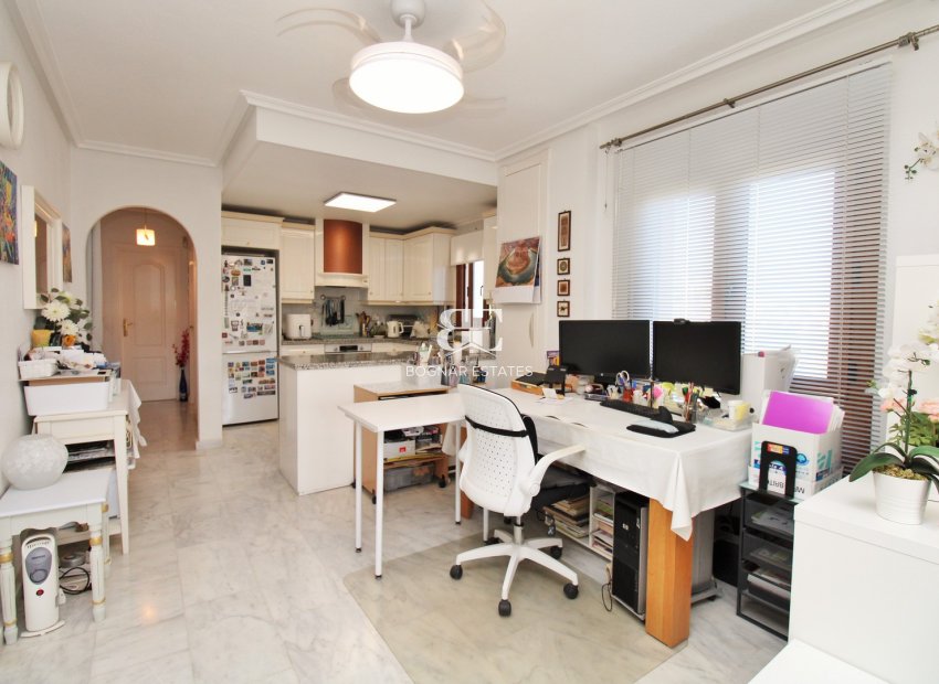 Herverkoop - apartment -
Villamartín - PAU 8