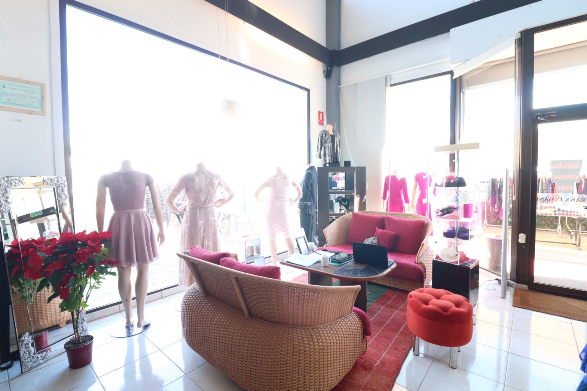 Herverkoop - Commercial (Leasehold) -
Algorfa - La finca Golf