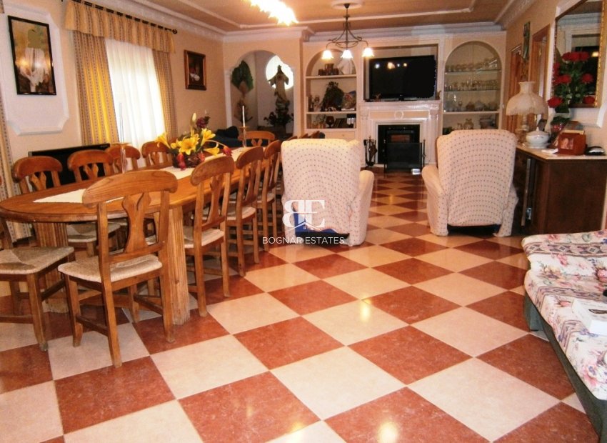 Herverkoop - Country House -
Alcoy