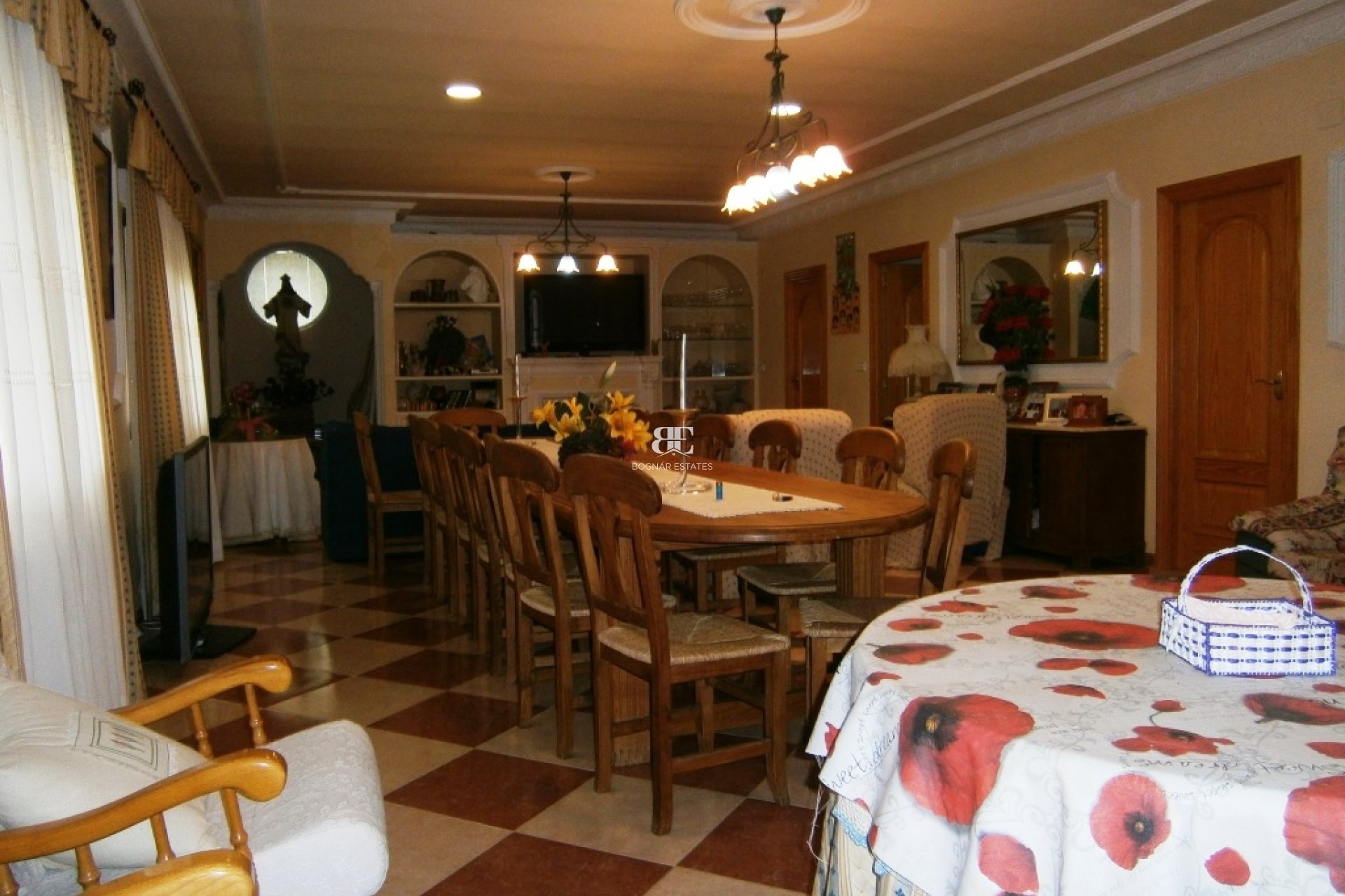 Herverkoop - Country House -
Alcoy