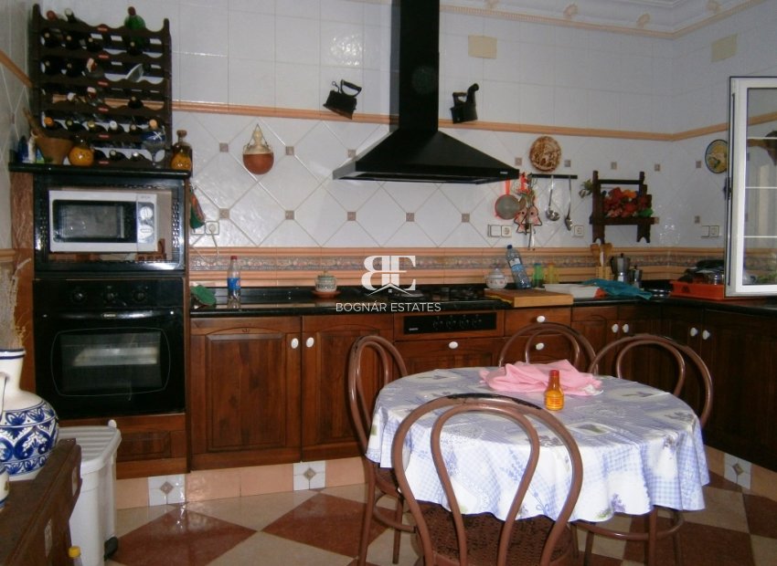 Herverkoop - Country House -
Alcoy