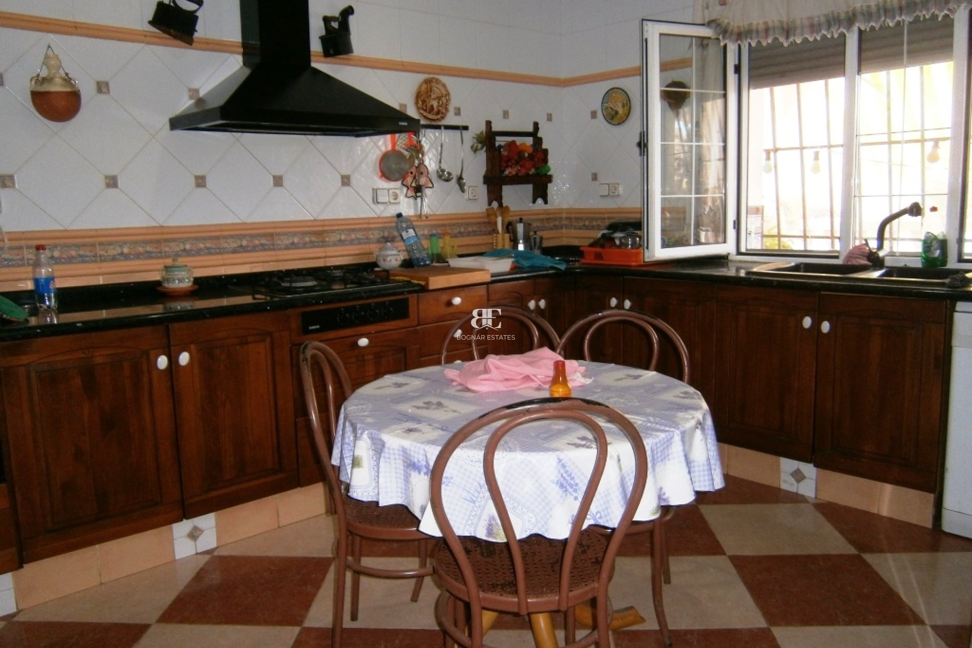 Herverkoop - Country House -
Alcoy