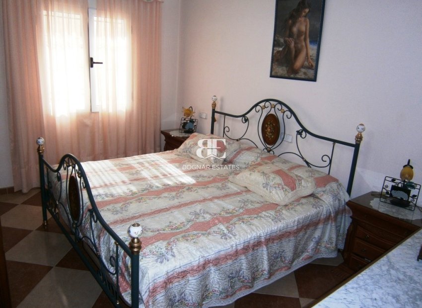 Herverkoop - Country House -
Alcoy