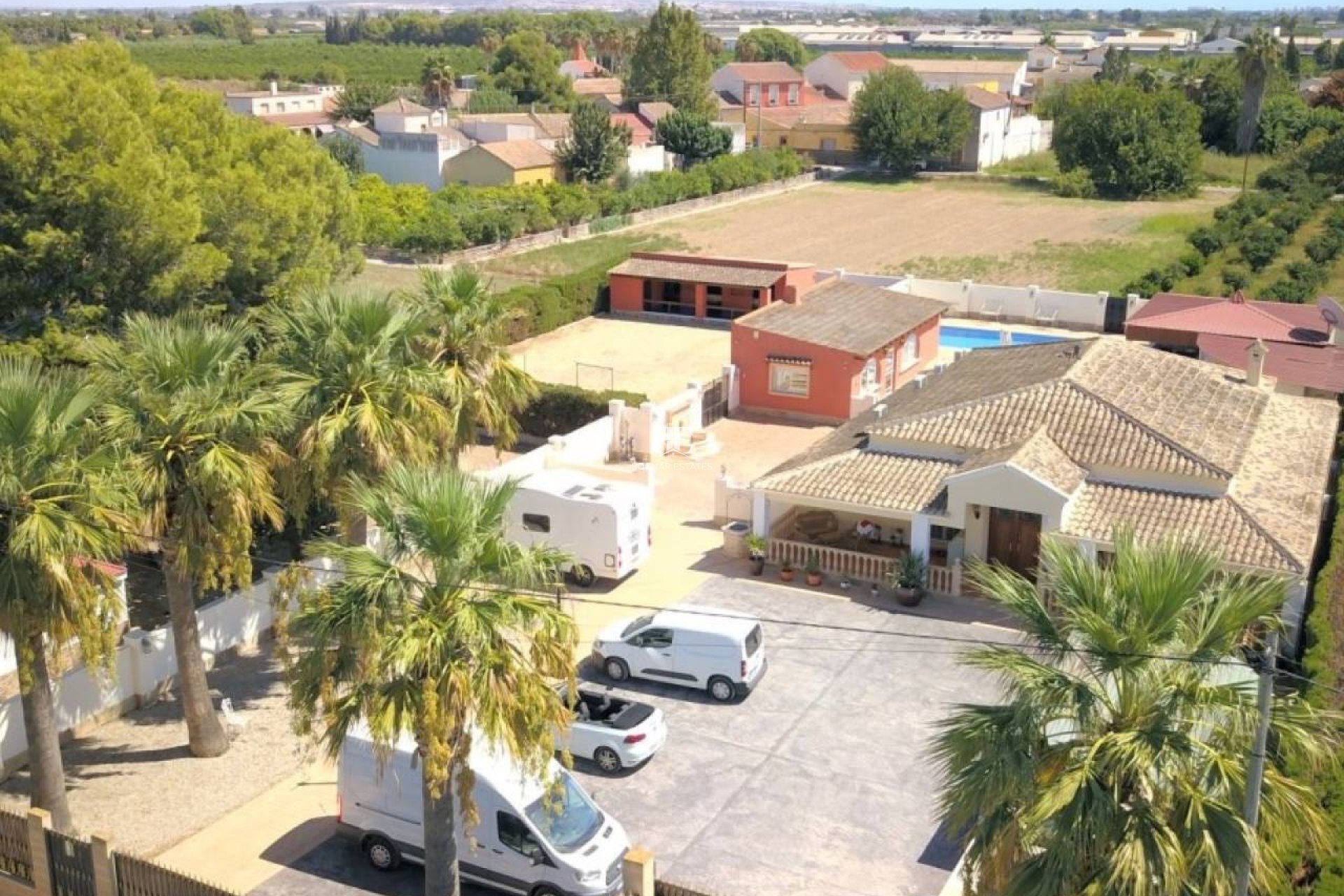 Herverkoop - Country House -
Almoradí - Heredades