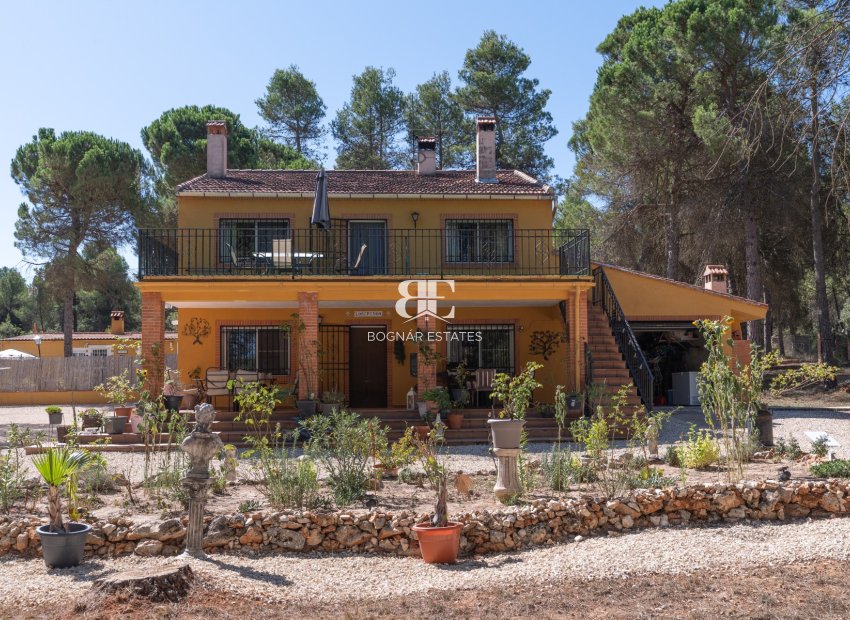 Herverkoop - Country House -
Bocairent - Inland