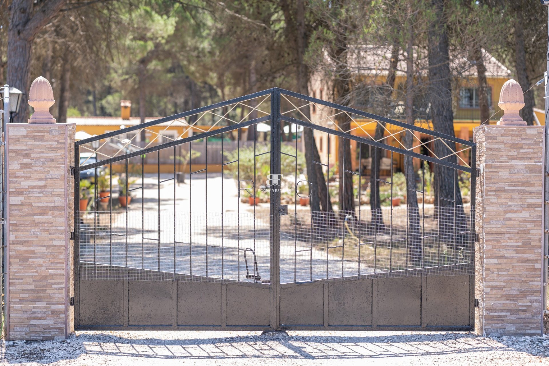 Herverkoop - Country House -
Bocairent - Inland