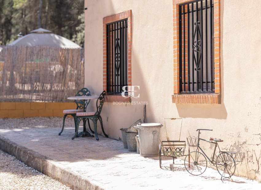 Herverkoop - Country House -
Bocairent - Inland