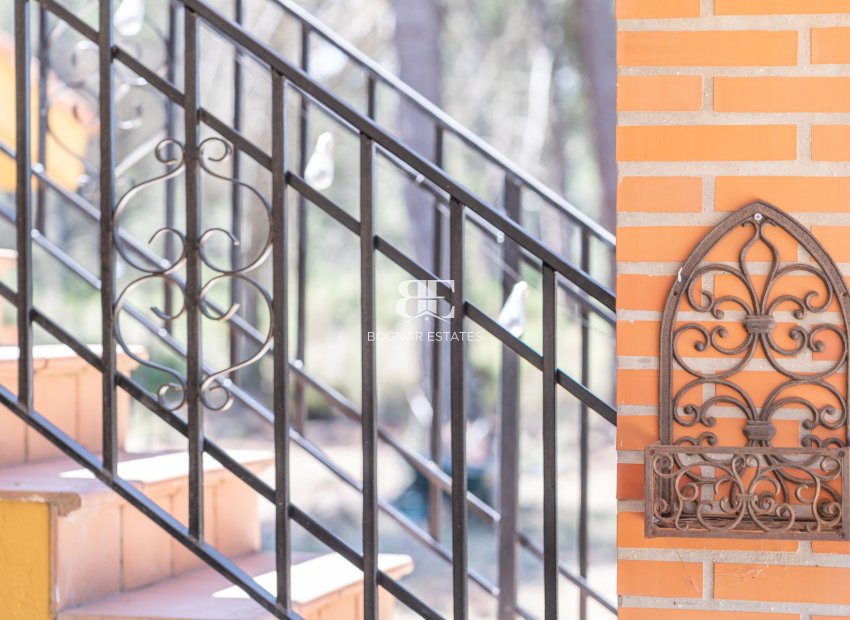 Herverkoop - Country House -
Bocairent - Inland